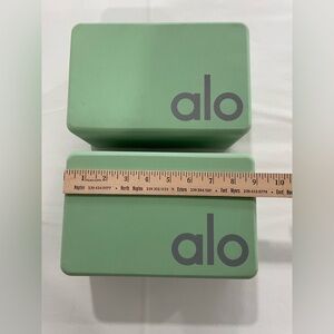 2 ALO Yoga Honeydew & Silver Yoga Blocks